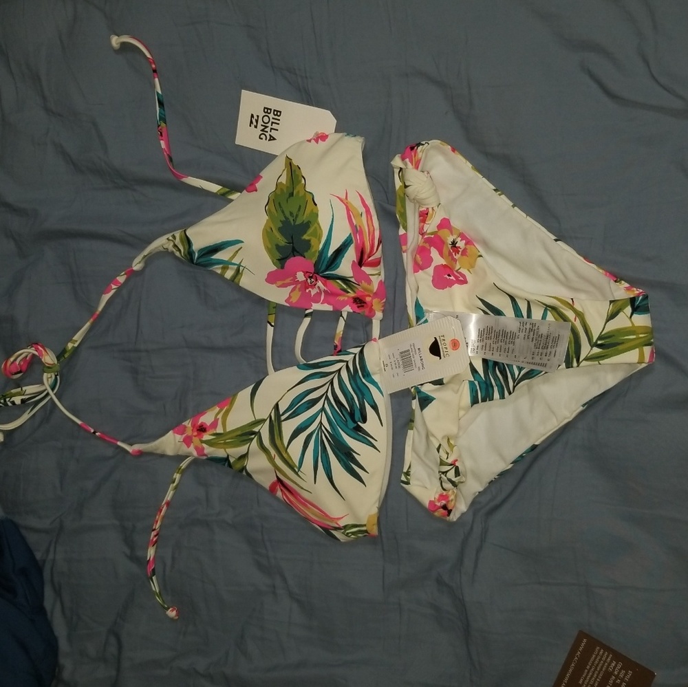 Swim suit